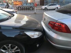 驾校学车：开车任何时候都不要挂空挡
