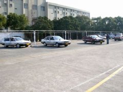 郑州学车驾校班型如何。滦盘逵憬馕。