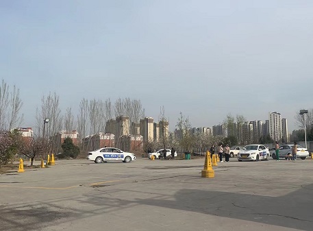 德信体育报名学车多少钱？